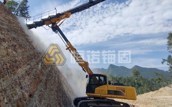 高舉鉆機(jī)的優(yōu)勢有哪些