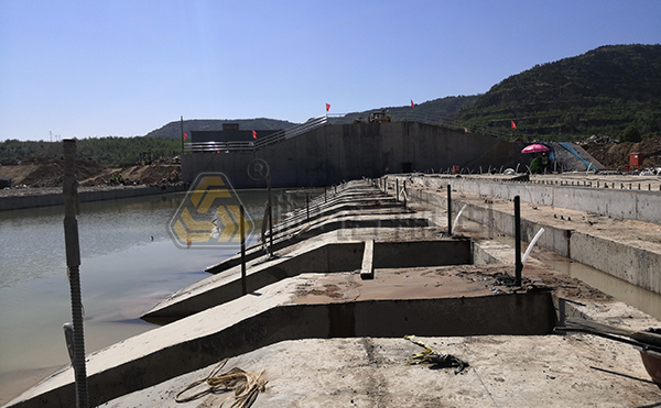 自鉆式錨桿支護(hù):三門(mén)峽液壓壩基礎(chǔ)項(xiàng)目 自鉆式錨桿支護(hù),自進(jìn)式錨桿專(zhuān)用鉆機(jī)施工